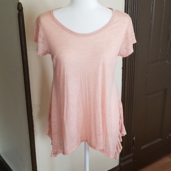 Flowy blush top - Picture 1 of 5